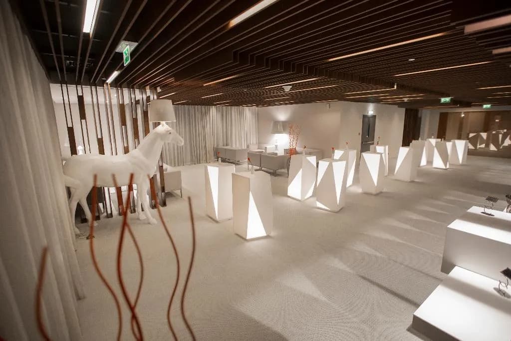 Bar, The Act Hotel, Dubai