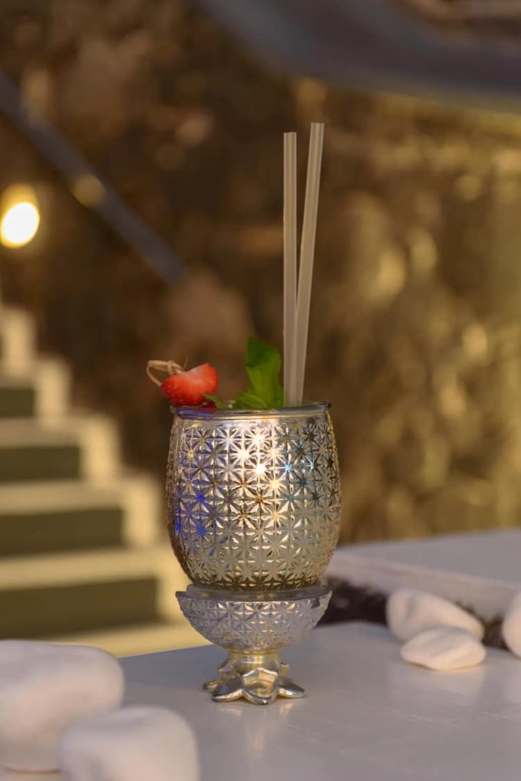Bar, Pegasus Suites & Spa, Santorini