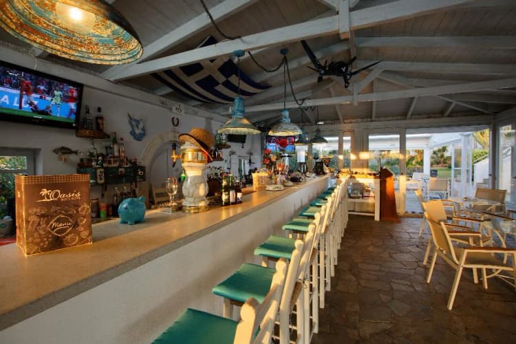 Bar, Oasis Beach Hotel, Crete