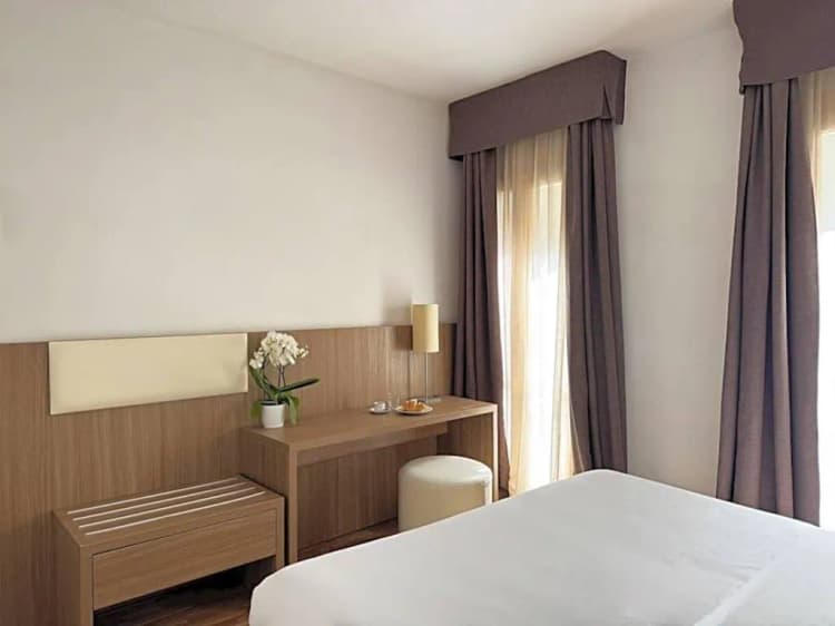 Double or Twin STANDARD Room, Hotel Il Moro di Venezia, Venice