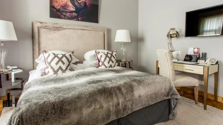 DOUBLE DELUXE Room, Hotel St Petersbourg, Tallinn