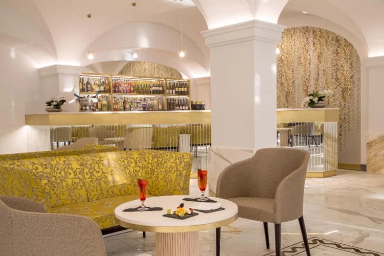 Bar, Shangri La Roma, Rome