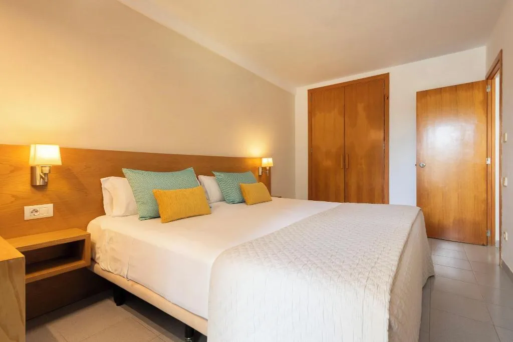 APARTMENT POOL VIEW TWO BEDROOMS Room, Inturotel Cala Azul Garden, Majorca