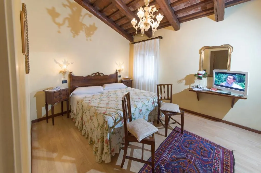 DOUBLE GARDEN VIEW Room, Hotel La Rescossa, Venice