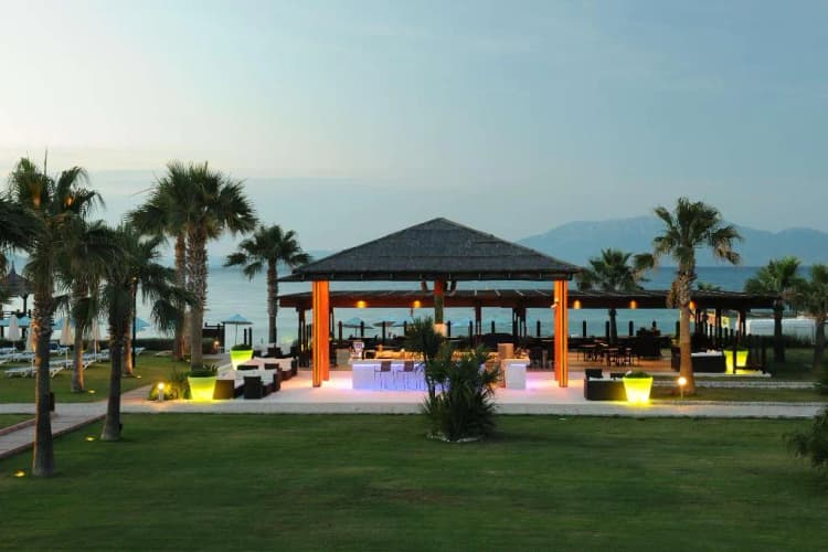 Bar, Radisson Blu Resort & SPA Cesme, Izmir
