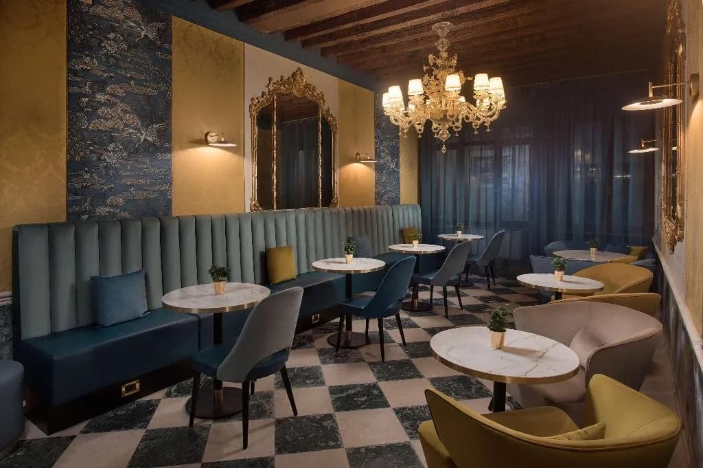 Bar, NH Venezia Santa Lucia, Venice