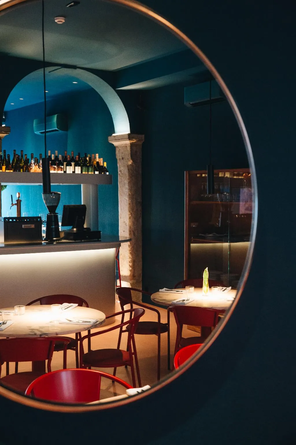 Bar, Esqina Cosmopolitan Lodge, Lisbon