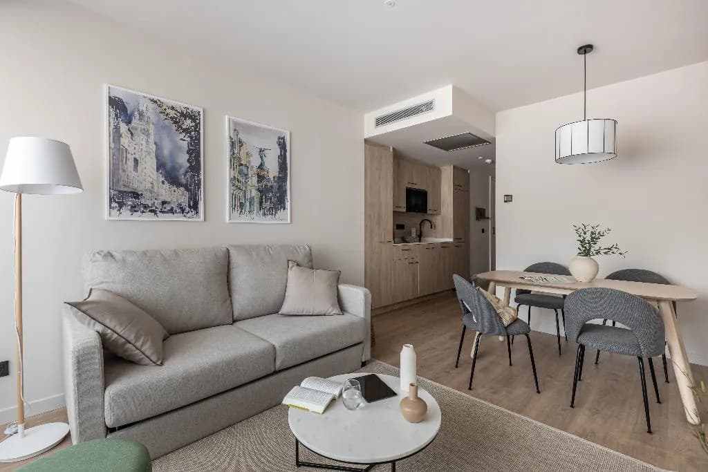 APARTMENT ONE BEDROOM Room, Libere Madrid Chamberi, Madrid