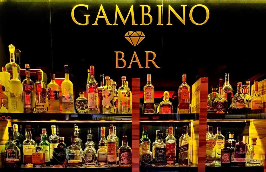 Bar, The Ciao Stelio Deluxe Hotel, Cyprus