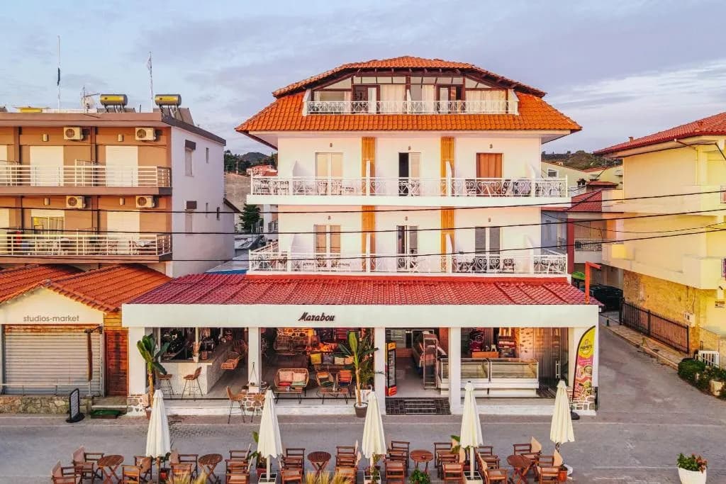 Bar, Marabou, Halkidiki