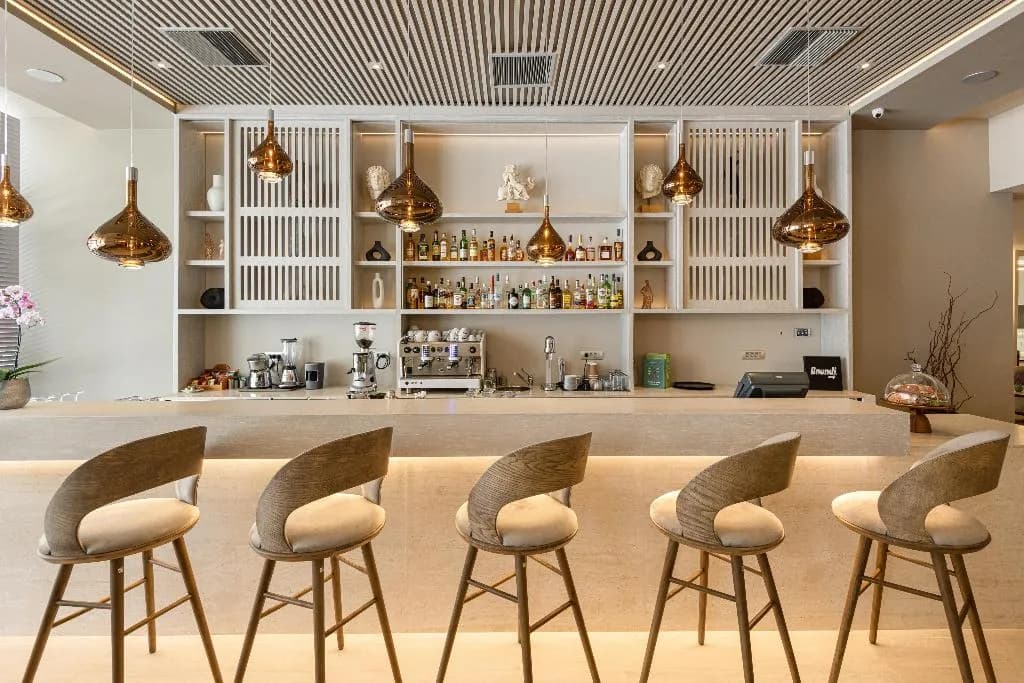 Bar, Holiday Inn Thessaloniki, Halkidiki