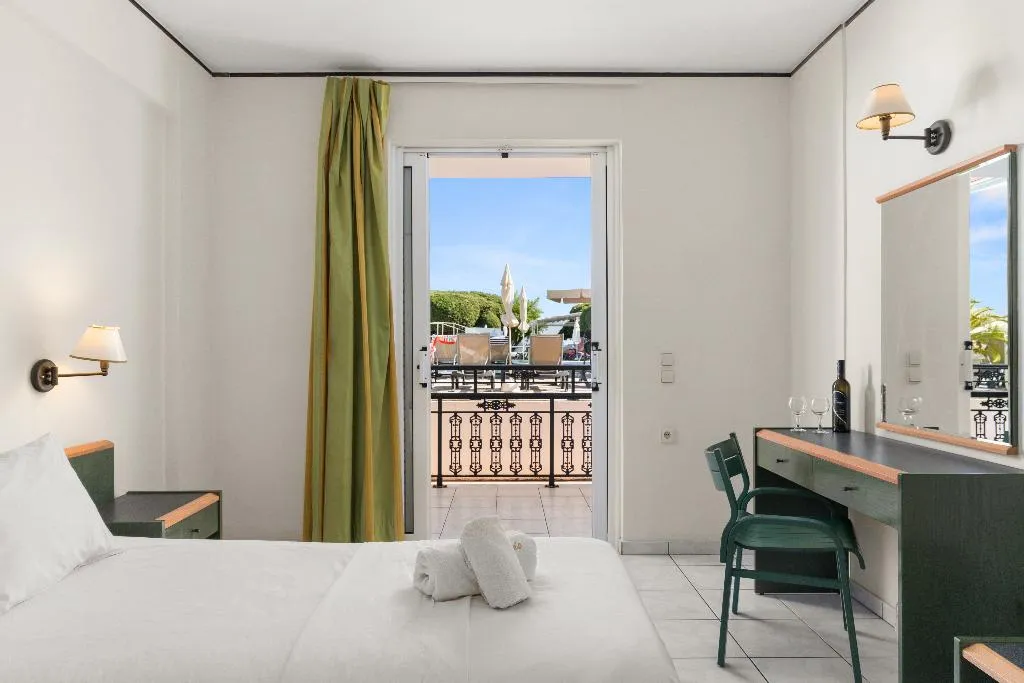 APARTMENT TWO BEDROOMS Room, Porto Iliessa by GHH, Zante