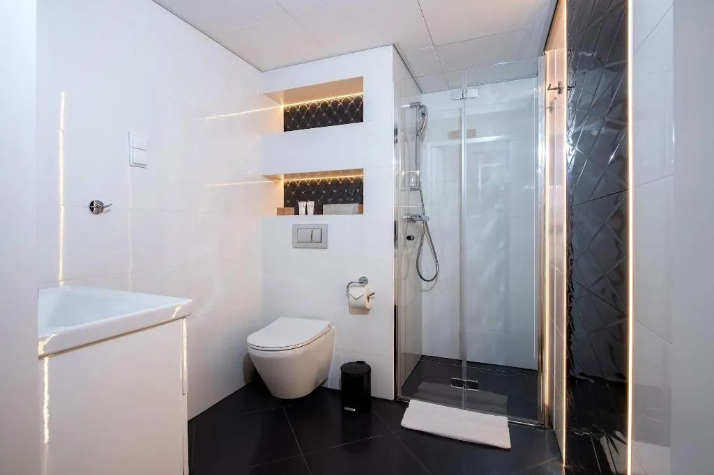 APARTMENT TWO BEDROOMS Room, Xerion Hotel, Krakow