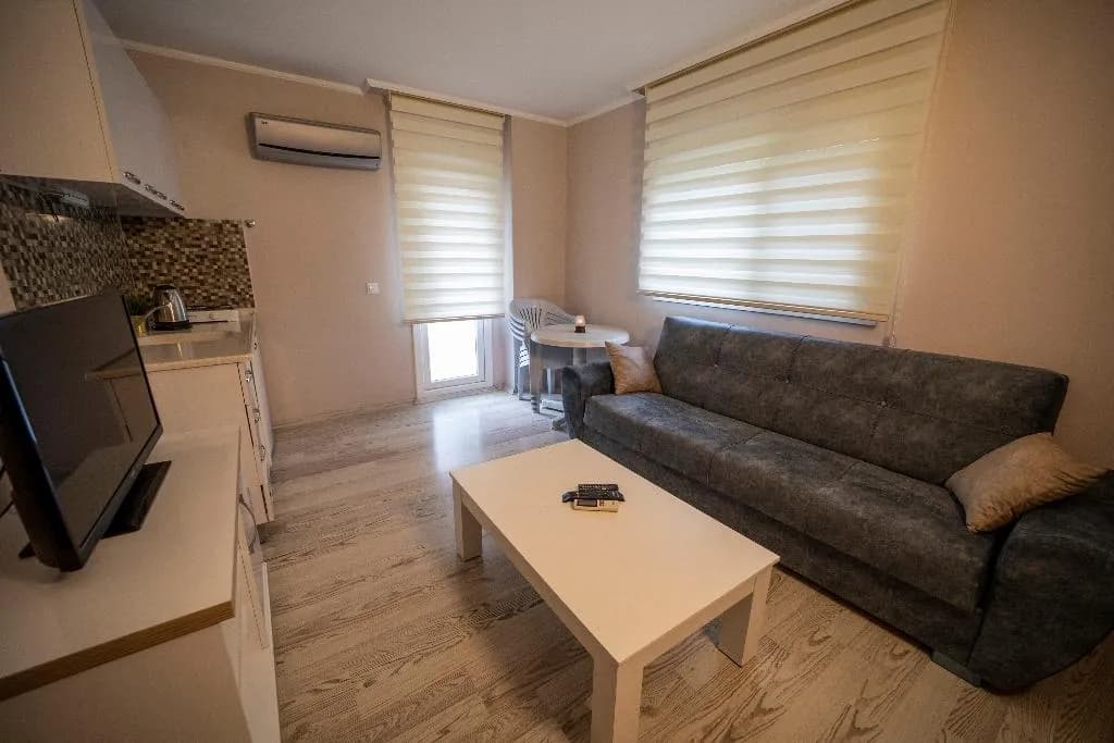 APARTMENT CAPACITY 3 Room, Silver Tower Residence Family Suites, Izmir