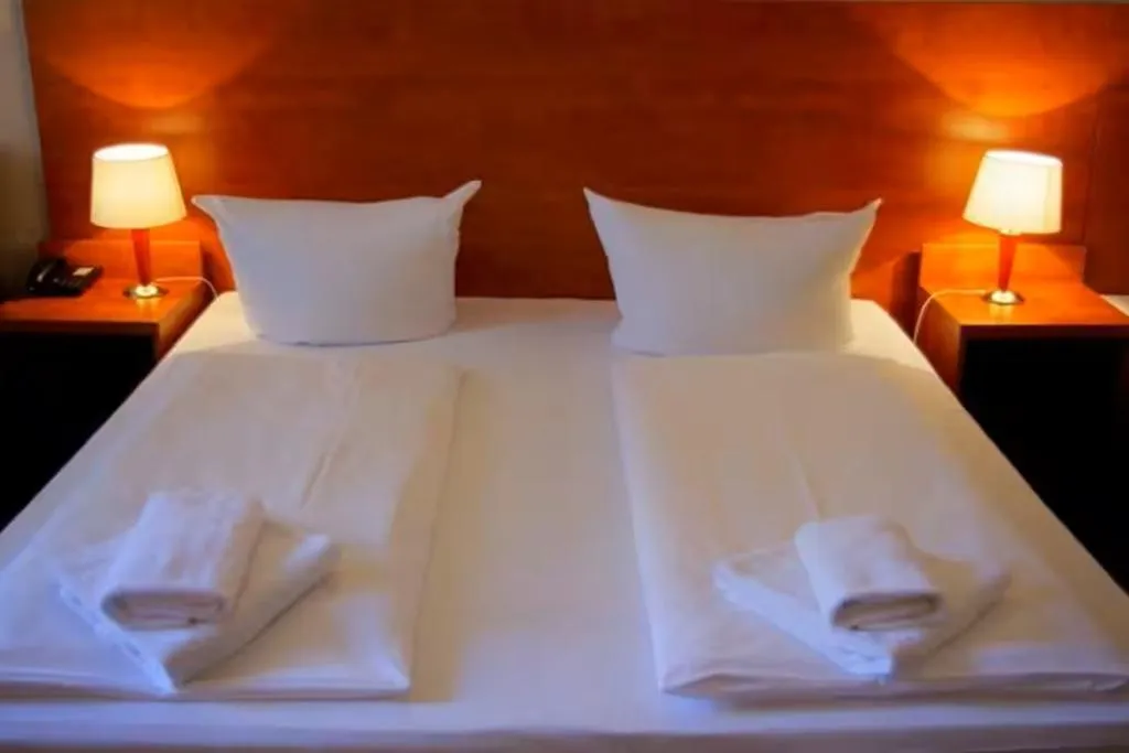 DOUBLE ECONOMY Room, CityHotel am Kurfürstendamm, Berlin