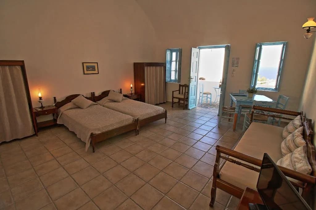 APARTMENT CAPACITY 4 Room, Aethrio Sunset Village, Santorini
