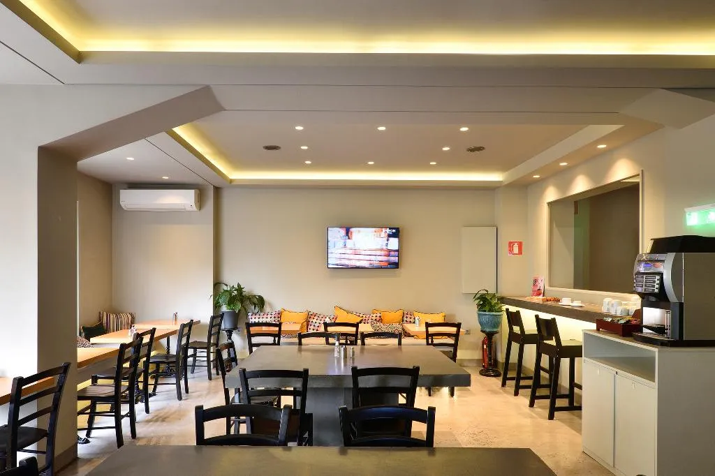 Bar, Le Palace Art Hotel, Halkidiki