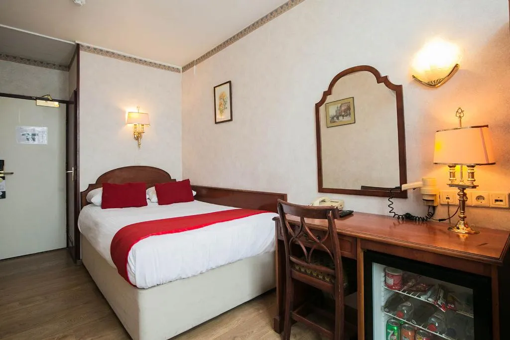 DOUBLE WITH DOUBLE BED Room, Atlanta, Amsterdam