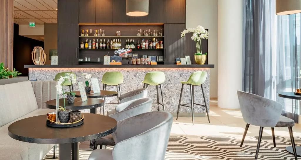 Bar, PLAZA Premium Almere, Amsterdam