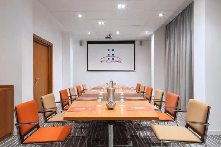 Conferences, Hotel Rafael, Milan