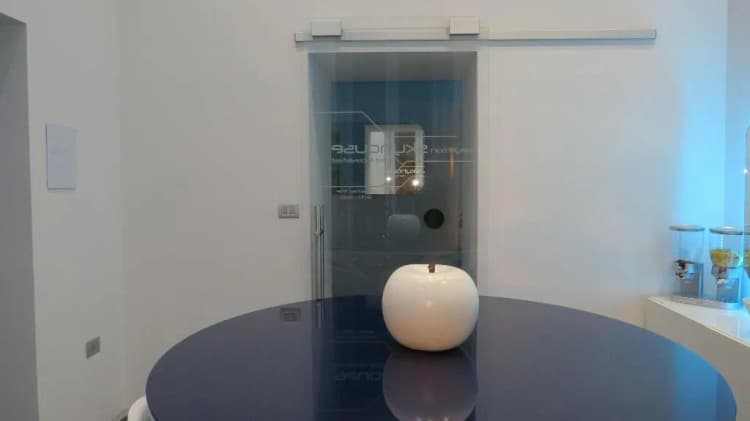 Lobby, Skyhouse Chiatamone, Naples