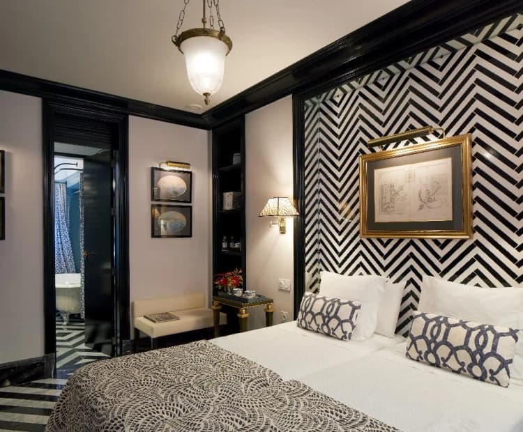 DOUBLE DELUXE ONE BED Room, Triana House, Seville