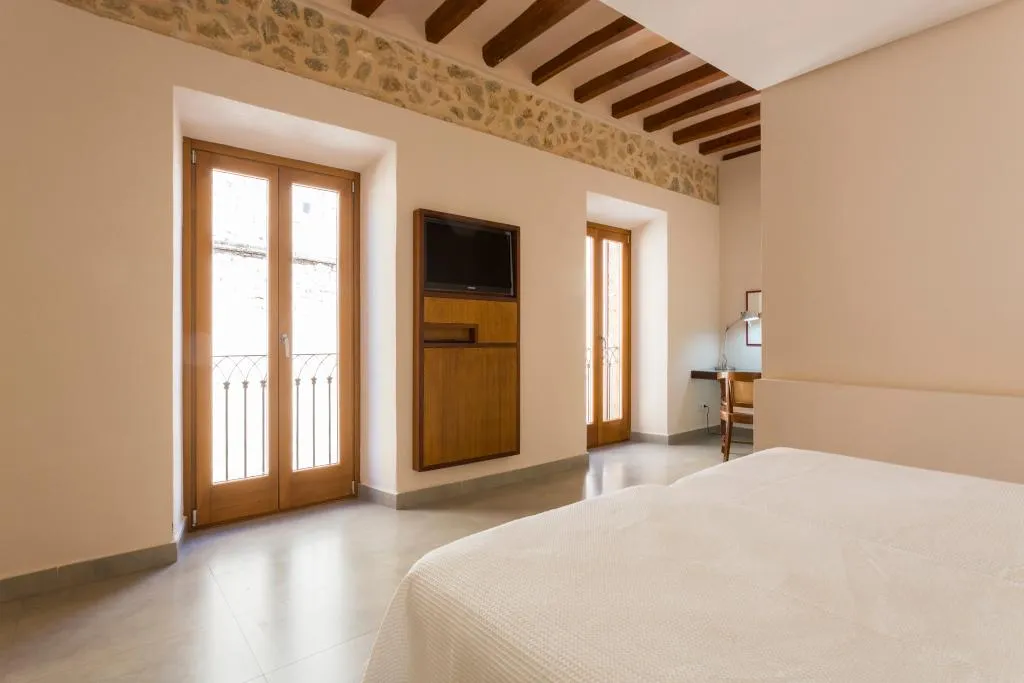 Double or Twin STANDARD Room, Ca n Beia, Majorca