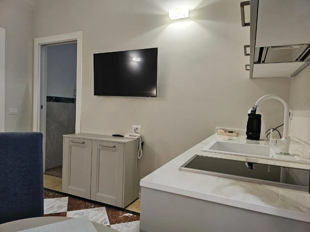 APARTMENT ANNEX Room, Andreola Central Hotel, Milan