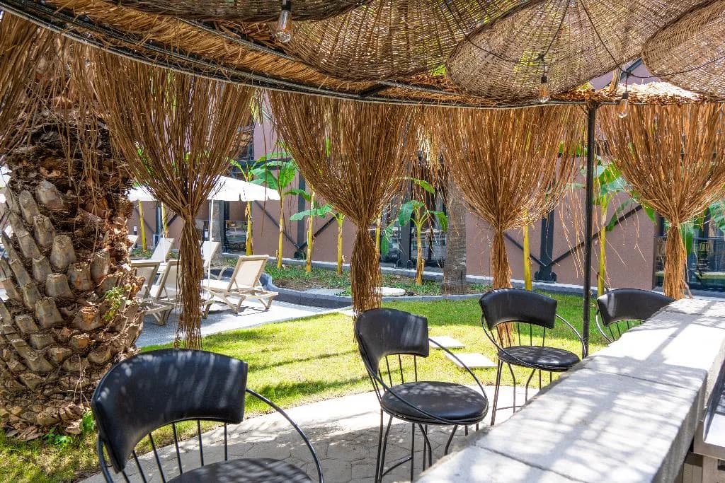 Bar, Golden Sun, Antalya