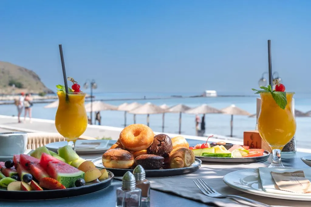 Bar, Corissia Beach, Crete