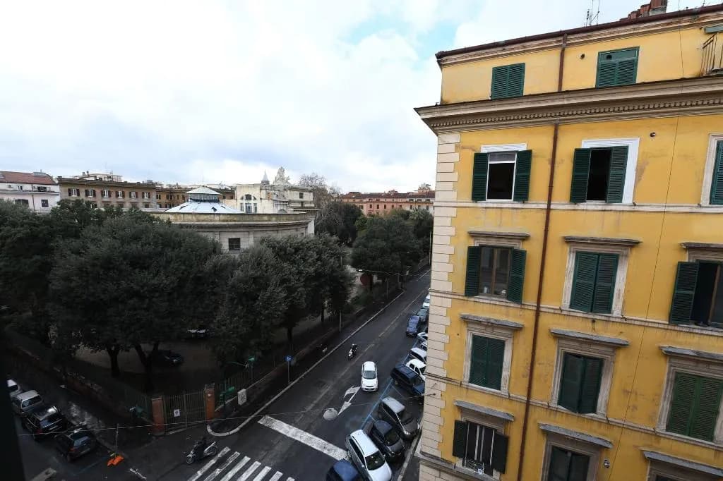 General view, Buonanotte Roma 2, Naples