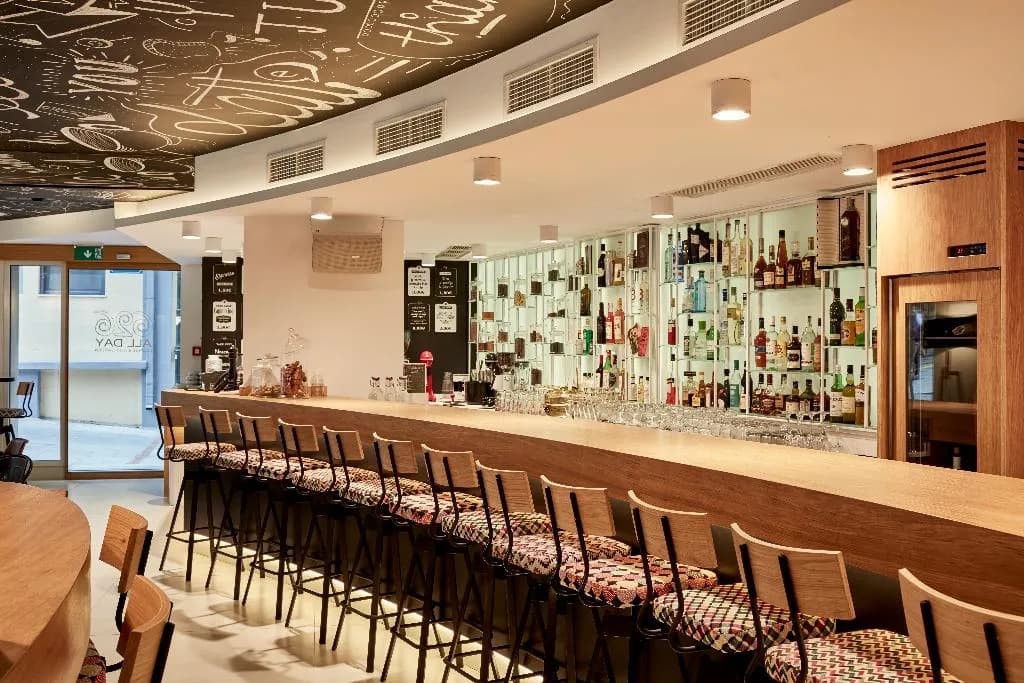 Bar, Olive Green Hotel, Crete