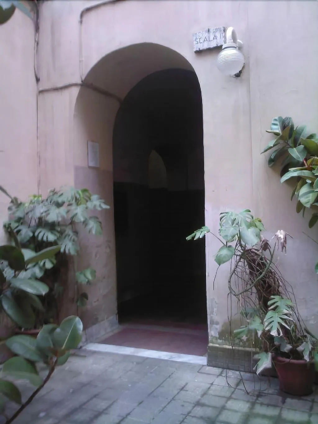 General view, Prince Inn, Naples