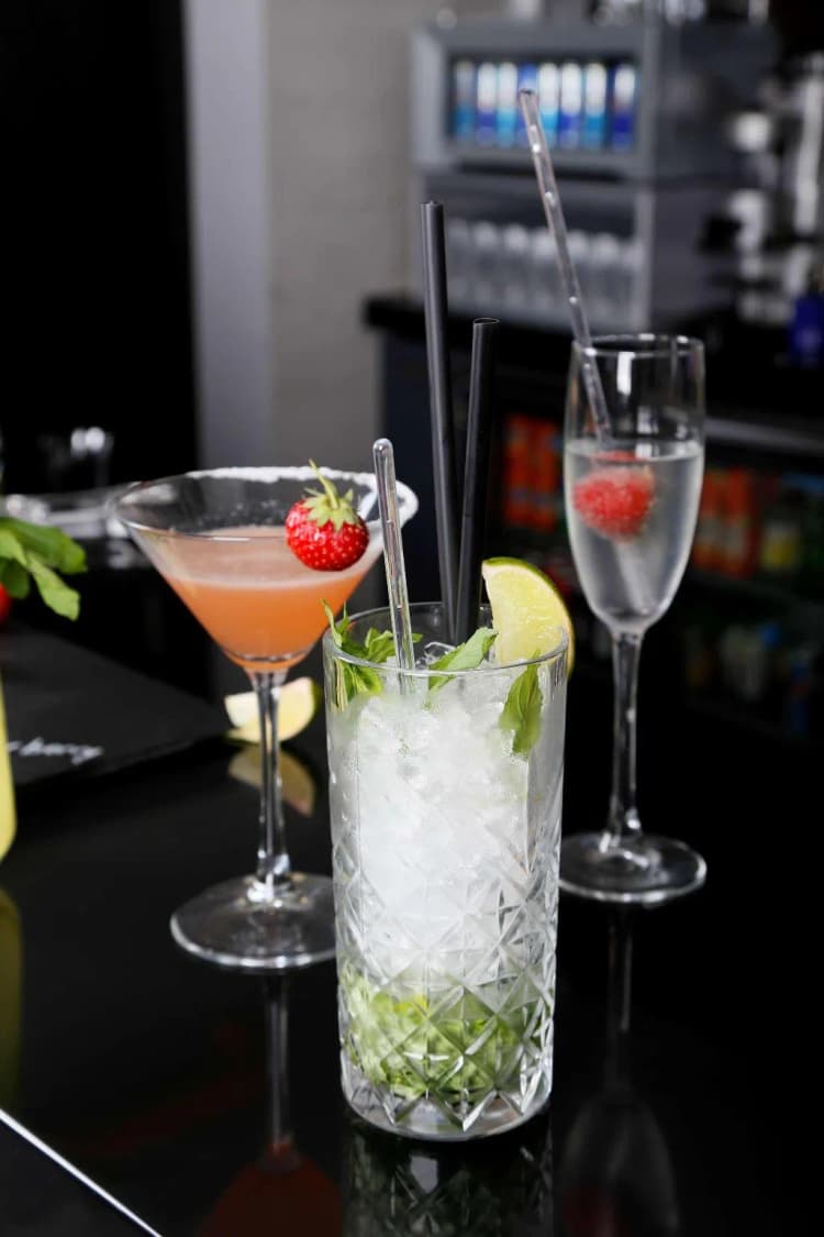 Bar, Park Inn by Radisson Izmir, Izmir