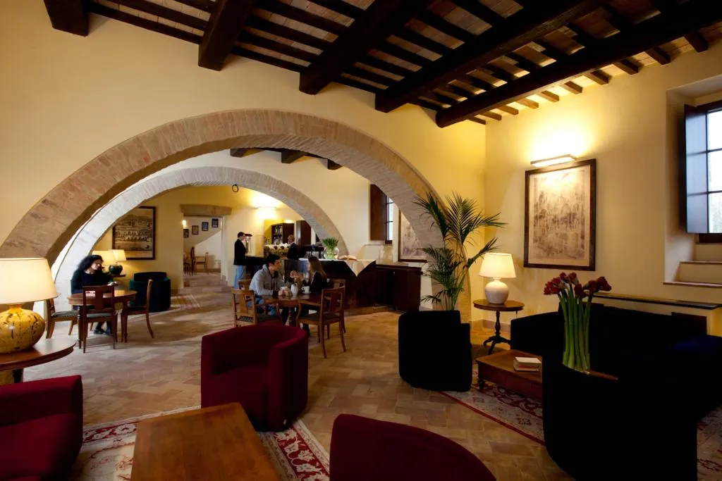 Bar, Castello di Baccaresca, Umbria