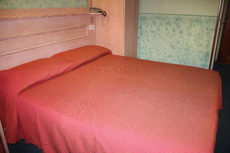 Double or Twin STANDARD Room, Hotel Meridiana, Florence