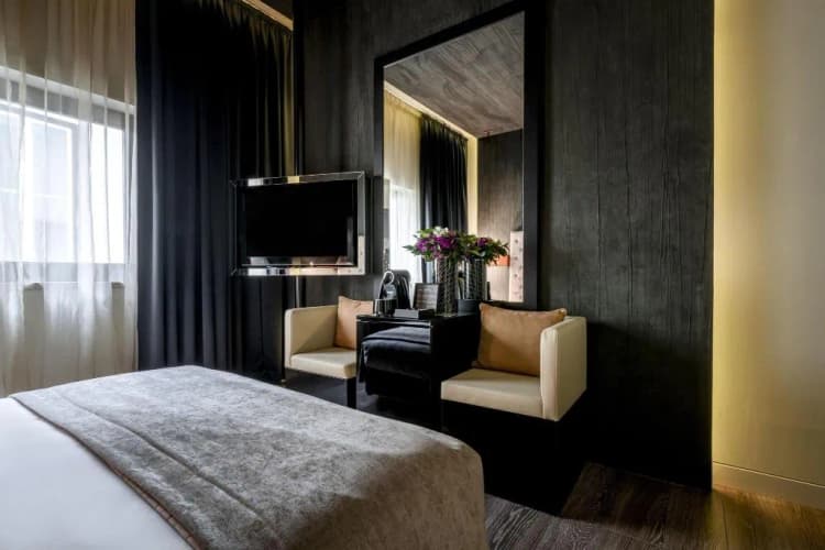 DOUBLE CLASSIC Room, 9 Hotel Mercy, Lisbon