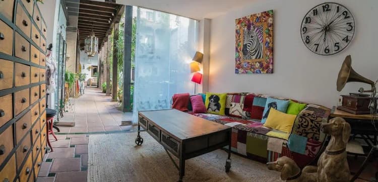 Conferences, El Rey Moro, Seville