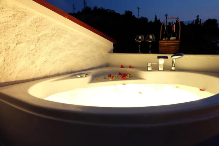 DOUBLE WITH JACUZZI Room, Bugra Alacati - Adults Only, Izmir