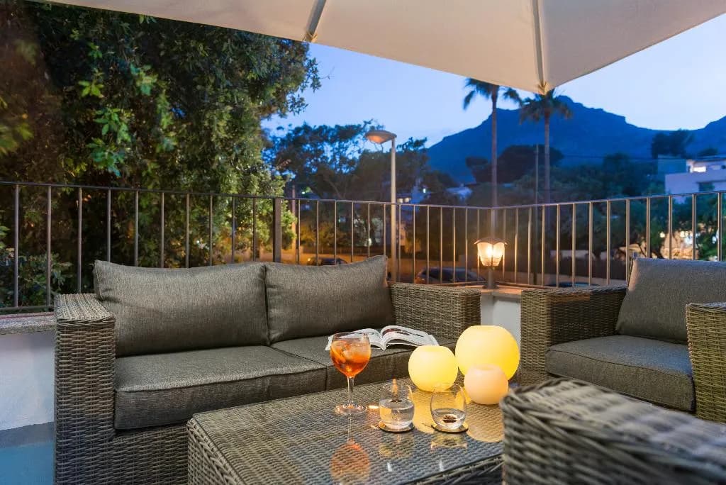 Bar, Boutique Hotel Oriola, Majorca