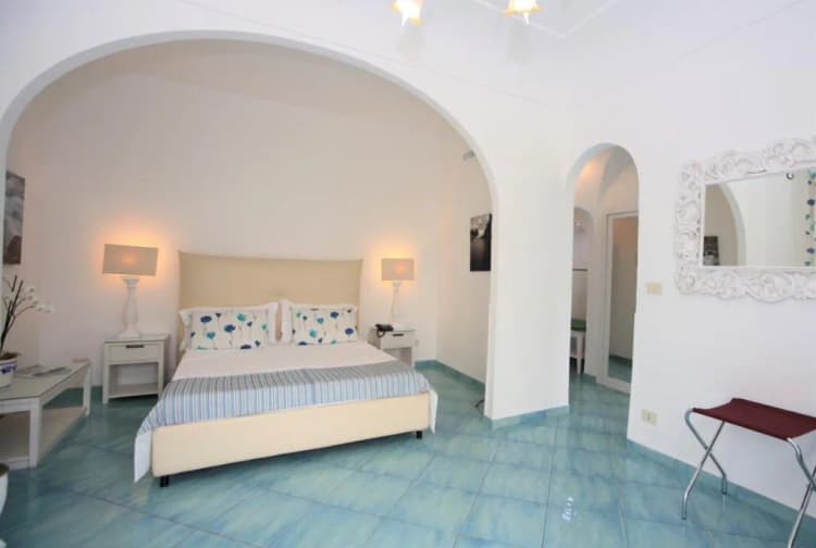 Double or Twin DELUXE GARDEN VIEW Room, Hotel Villa San Felice, Naples