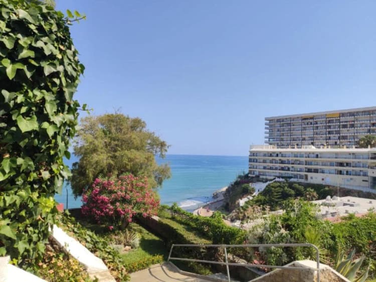 General view, Apartamentos Torre de la roca, Costa Del Sol
