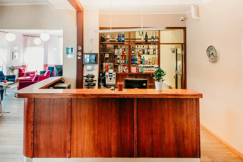 Bar, Economy Hotel, Tallinn
