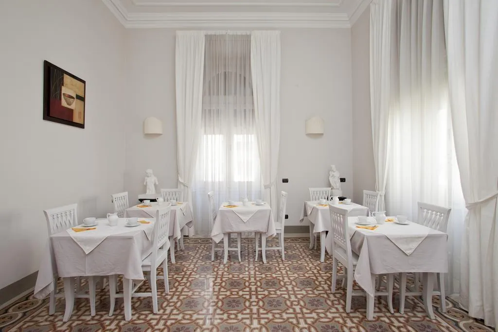 General view, Msnsuites Palazzo Lombardo, Florence