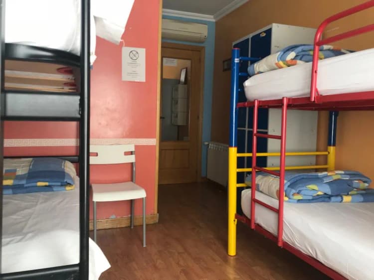 Bed in dormitory CAPACITY 4 Room, Hostel RC Miguel Angel, Madrid
