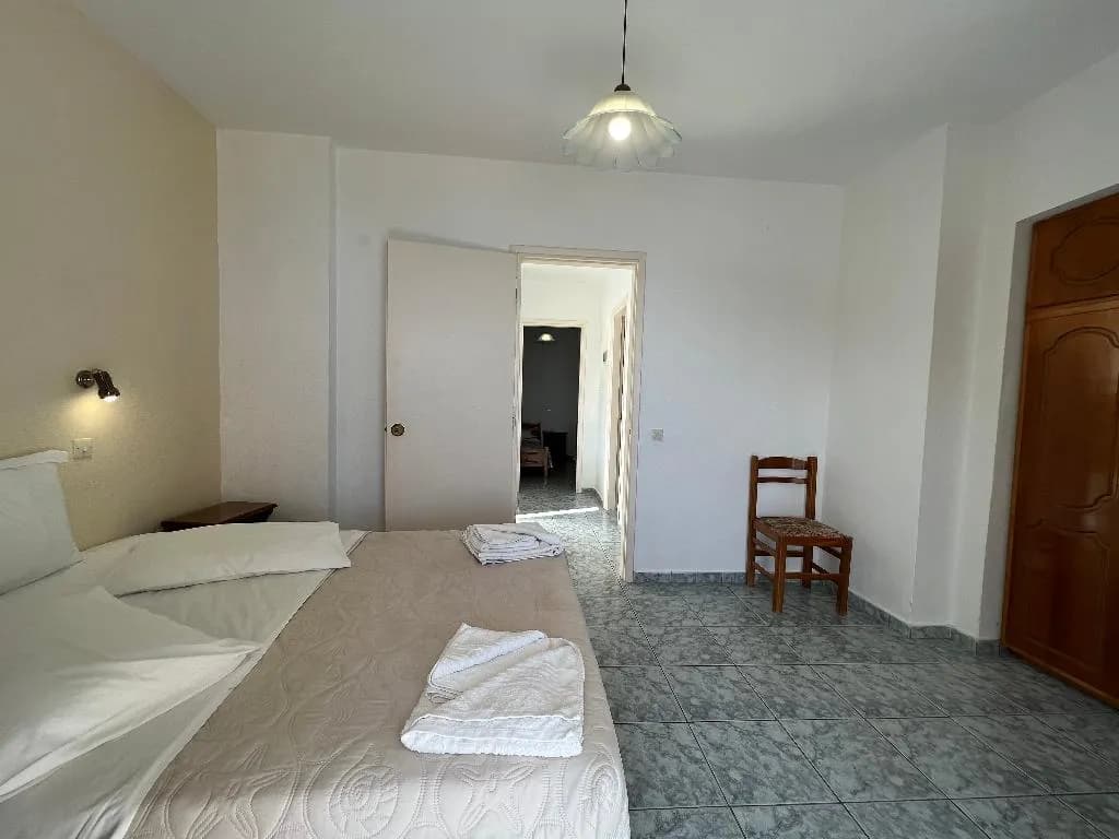 APARTMENT CAPACITY 4 Room, Harbour View, Kalamata