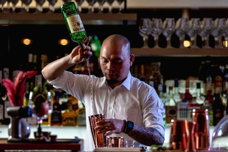 Bar, Holiday Inn Hotel & Suites Dubai Science Park, Dubai