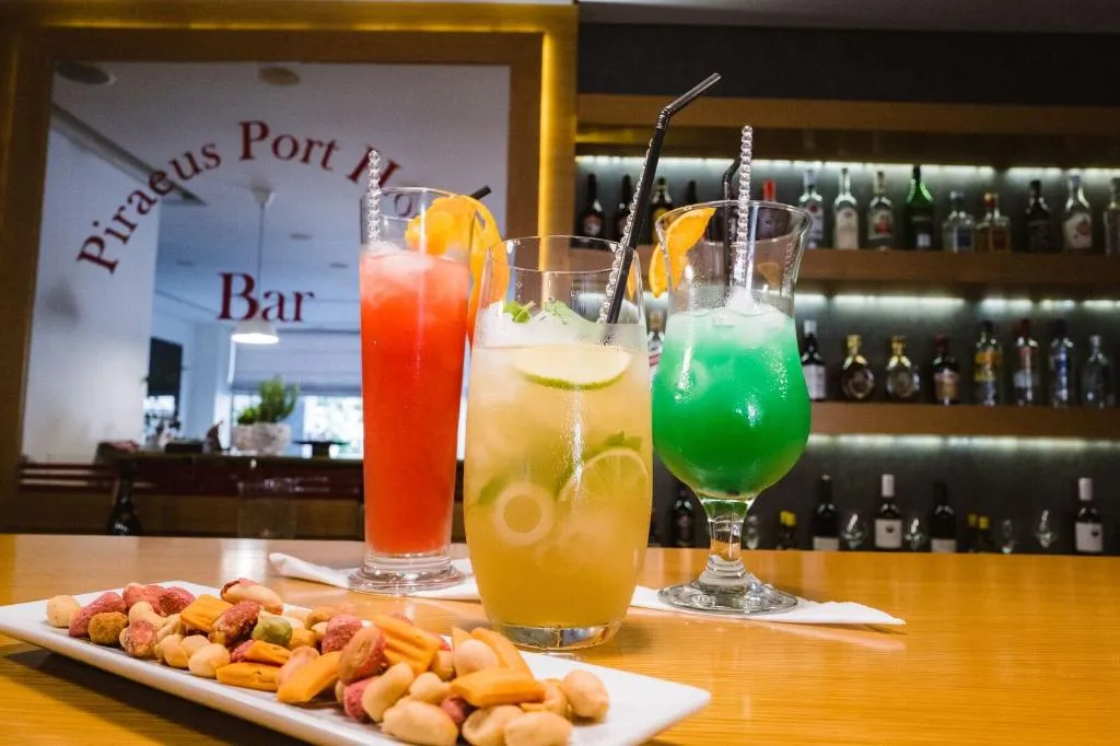 Bar, Piraeus Port Hotel, Athens