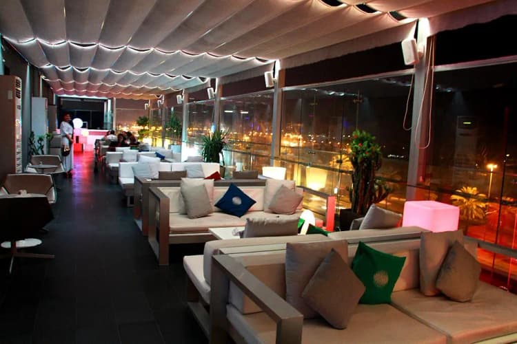 Bar, Hues Boutique, Dubai