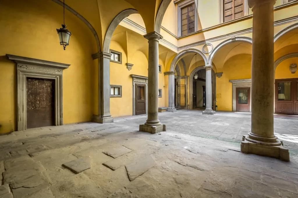 General view, Palazzo Ridolfi, Florence